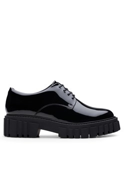 Clarks Oxfordy Page Walk 26178685 Czarny ze sklepu MODIVO w kategorii Półbuty damskie - zdjęcie 182703289