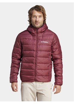 adidas Kurtka puchowa Terrex Multi Light Down IP6040 Czerwony Slim Fit ze sklepu MODIVO w kategorii Kurtki męskie - zdjęcie 182703337