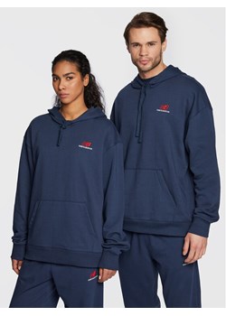 New Balance Bluza Unisex UT21500 Granatowy Relaxed Fit ze sklepu MODIVO w kategorii Bluzy męskie - zdjęcie 182703457