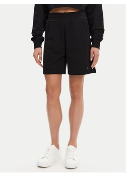 Calvin Klein Jeans Szorty sportowe J20J225221 Czarny Relaxed Fit ze sklepu MODIVO w kategorii Szorty - zdjęcie 182703595