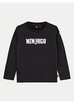 LEGO Bluzka Ninjago 12011275 Czarny Regular Fit ze sklepu MODIVO w kategorii T-shirty chłopięce - zdjęcie 182704505