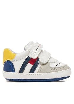 Tommy Hilfiger Sneakersy Flag Low Sneaker T0B9-33830-1755 Biały ze sklepu MODIVO w kategorii Buty sportowe dziecięce - zdjęcie 182705849