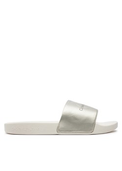 Calvin Klein Jeans Klapki Slide Ny Pearl YW0YW01243 Niebieski ze sklepu MODIVO w kategorii Klapki damskie - zdjęcie 182706256