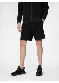 4F Szorty sportowe 4FSS23TSHOM080 Czarny Regular Fit ze sklepu MODIVO w kategorii Spodenki męskie - zdjęcie 182706648