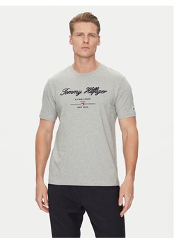 Tommy Hilfiger T-Shirt Script Logo MW0MW33691 Szary Regular Fit ze sklepu MODIVO w kategorii T-shirty męskie - zdjęcie 182706865