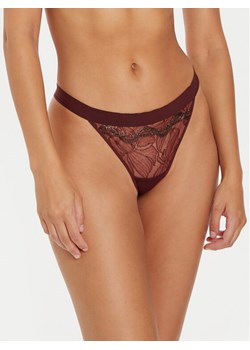 Chantelle X Stringi Xtravagant C06GG5 Bordowy ze sklepu MODIVO w kategorii Majtki damskie - zdjęcie 182706907