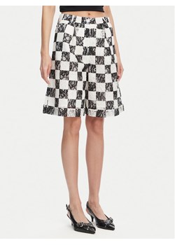 PINKO Szorty materiałowe 105295 A2MF Biały Regular Fit ze sklepu MODIVO w kategorii Szorty - zdjęcie 182707066