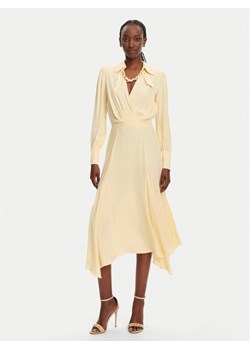 Elisabetta Franchi Sukienka koktajlowa AB86352E2 DC7 Żółty Regular Fit ze sklepu MODIVO w kategorii Sukienki - zdjęcie 182707165