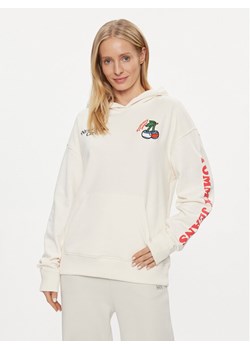 Tommy Jeans Bluza Cherry DW0DW17707 Biały Relaxed Fit ze sklepu MODIVO w kategorii Bluzy damskie - zdjęcie 182707178