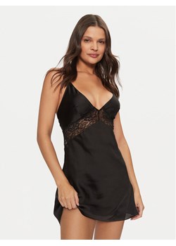 Hunkemöller Koszula nocna Nina 171842 Czarny Slim Fit ze sklepu MODIVO w kategorii Koszule nocne - zdjęcie 182707995