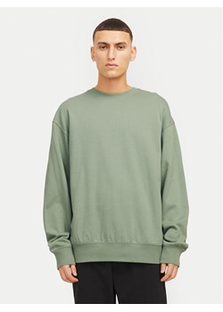 Jack&Jones Bluza Charge 12257853 Zielony Loose Fit ze sklepu MODIVO w kategorii Bluzy męskie - zdjęcie 182708276