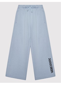 Vans Spodnie dresowe Chalkboard VN0A7RUC Błękitny Relaxed Fit ze sklepu MODIVO w kategorii Spodnie dziewczęce - zdjęcie 182709159