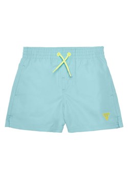 Guess Szorty kąpielowe L5GZ00 WG282 Niebieski Regular Fit ze sklepu MODIVO w kategorii Kąpielówki chłopięce - zdjęcie 182709867