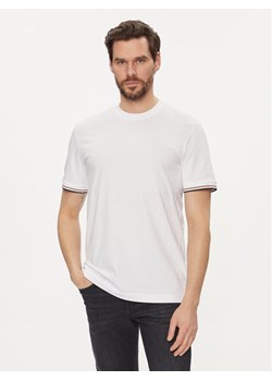 Boss T-Shirt Thompson 04 50501097 Biały Regular Fit ze sklepu MODIVO w kategorii T-shirty męskie - zdjęcie 182710409