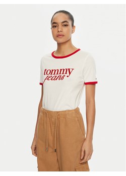 Tommy Jeans T-Shirt DW0DW19449 Biały Relaxed Fit ze sklepu MODIVO w kategorii Bluzki damskie - zdjęcie 182711279
