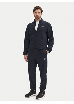 EA7 Emporio Armani Dres 7M000170 AF13411 UB102 Granatowy Regular Fit ze sklepu MODIVO w kategorii Dresy męskie - zdjęcie 182711688