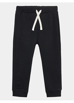 United Colors Of Benetton Spodnie dresowe 3J70GF010 Czarny Regular Fit ze sklepu MODIVO w kategorii Spodnie chłopięce - zdjęcie 182712078