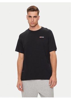 Reebok T-Shirt Ri Logo Mash Up Tee 100076372 Czarny Regular Fit ze sklepu MODIVO w kategorii T-shirty męskie - zdjęcie 182712397