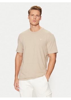 Guess T-Shirt Z2YI12 JR06K Beżowy Regular Fit ze sklepu MODIVO w kategorii T-shirty męskie - zdjęcie 182712857