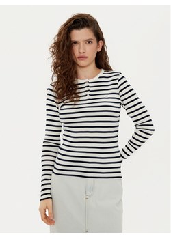 Tommy Jeans Bluzka DW0DW19501 Biały Slim Fit ze sklepu MODIVO w kategorii Bluzki damskie - zdjęcie 182713078