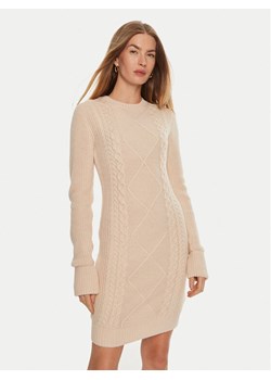 Guess Sukienka dzianinowa Serena W4BK17 Z3HW0 Beżowy Regular Fit ze sklepu MODIVO w kategorii Sukienki - zdjęcie 182713297