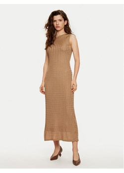 Tommy Hilfiger Sukienka dzianinowa WW0WW43999 Brązowy Slim Fit ze sklepu MODIVO w kategorii Sukienki - zdjęcie 182713526