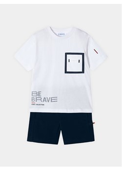 Mayoral Komplet t-shirt i spodenki 3601 Biały Regular Fit ze sklepu MODIVO w kategorii Komplety chłopięce - zdjęcie 182714098