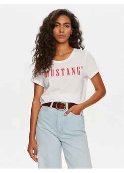 Mustang T-Shirt Alma 1013933 Biały Regular Fit ze sklepu MODIVO w kategorii Bluzki damskie - zdjęcie 182715136