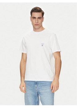 Guess T-Shirt F5GI09 KA260 Biały Regular Fit ze sklepu MODIVO w kategorii T-shirty męskie - zdjęcie 182715345