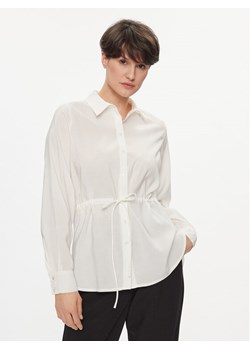 Pieces Koszula 17135099 Écru Regular Fit ze sklepu MODIVO w kategorii Koszule damskie - zdjęcie 182715509
