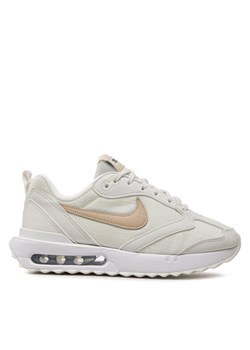 Nike Sneakersy DX5655 100 Écru ze sklepu MODIVO w kategorii Buty sportowe damskie - zdjęcie 182716229