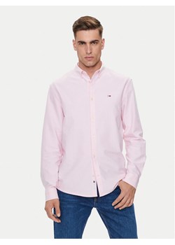 Tommy Jeans Koszula Entry DM0DM19134 Różowy Regular Fit ze sklepu MODIVO w kategorii Koszule męskie - zdjęcie 182716709