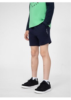 4F Szorty sportowe 4FJSS23TSHOM049 Granatowy Regular Fit ze sklepu MODIVO w kategorii Spodenki chłopięce - zdjęcie 182717005