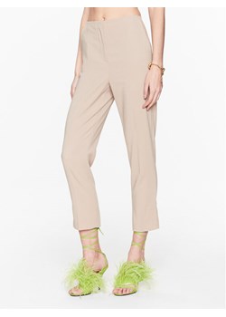 Patrizia Pepe Spodnie materiałowe 8P0491/A6F5-B752 Beżowy Slim Fit ze sklepu MODIVO w kategorii Spodnie damskie - zdjęcie 182717177