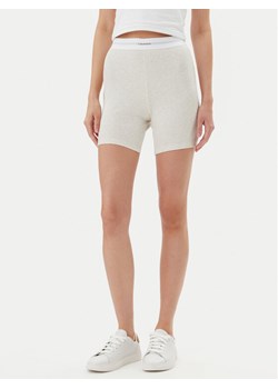 Calvin Klein Underwear Szorty piżamowe 000QS7216E Beżowy Slim Fit ze sklepu MODIVO w kategorii Piżamy damskie - zdjęcie 182717405