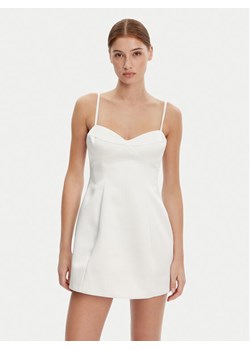 BARDOT Sukienka koktajlowa 59817DB Biały Slim Fit ze sklepu MODIVO w kategorii Sukienki - zdjęcie 182717678
