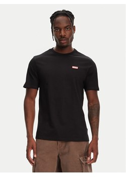 Hunter T-Shirt Tavish HARM0082251 Czarny Regular Fit ze sklepu MODIVO w kategorii T-shirty męskie - zdjęcie 182717737