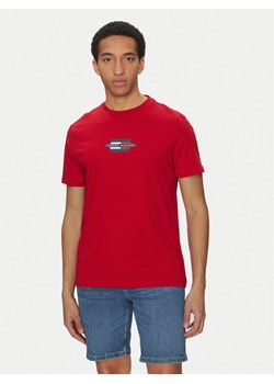 Tommy Hilfiger T-Shirt Flag Box MW0MW38636 Czerwony Regular Fit ze sklepu MODIVO w kategorii T-shirty męskie - zdjęcie 182717768