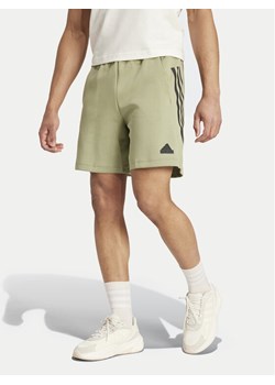 adidas Szorty sportowe Future Icons 3-Stripes IW8540 Zielony Regular Fit ze sklepu MODIVO w kategorii Spodenki męskie - zdjęcie 182717936
