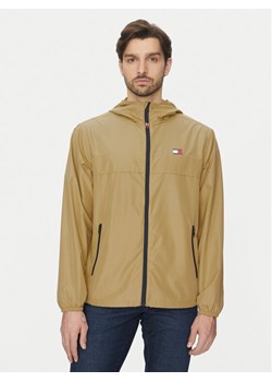 Tommy Jeans Wiatrówka Chicago DM0DM20204 Beżowy Regular Fit ze sklepu MODIVO w kategorii Kurtki męskie - zdjęcie 182718929