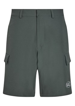 EA7 Emporio Armani Szorty sportowe 7M000196 AF13554 U8109 Zielony Regular Fit ze sklepu MODIVO w kategorii Spodenki męskie - zdjęcie 182720198