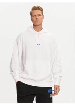 Hugo Bluza Nalonso 50522374 Biały Regular Fit ze sklepu MODIVO w kategorii Bluzy męskie - zdjęcie 182720315