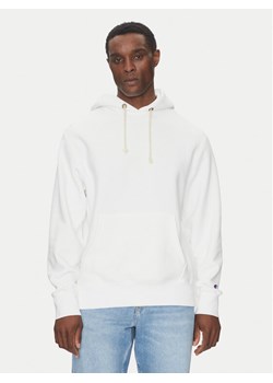 Champion Bluza 220705 Biały Relaxed Fit ze sklepu MODIVO w kategorii Bluzy męskie - zdjęcie 182720575