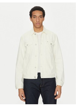 Tommy Hilfiger Kurtka jeansowa MW0MW39212 Écru Regular Fit ze sklepu MODIVO w kategorii Kurtki męskie - zdjęcie 182721728