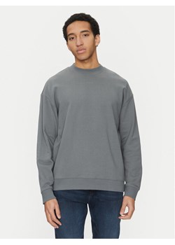 HUGO Bluza Dapocrew 50525892 Szary Relaxed Fit ze sklepu MODIVO w kategorii Bluzy męskie - zdjęcie 182721855