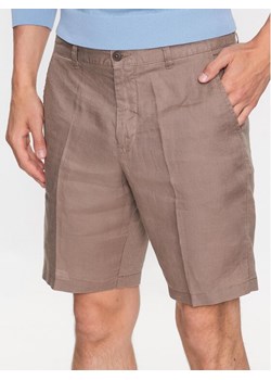 United Colors Of Benetton Szorty materiałowe 4AGH59548 Beżowy Regular Fit ze sklepu MODIVO w kategorii Spodenki męskie - zdjęcie 182722405