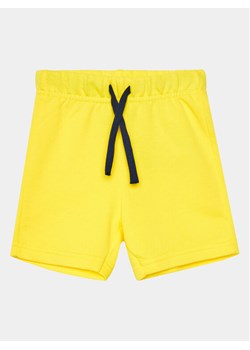 United Colors Of Benetton Szorty sportowe 3J70G900P Żółty Regular Fit ze sklepu MODIVO w kategorii Spodenki chłopięce - zdjęcie 182722409