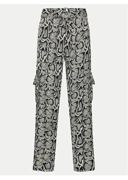 Olsen Spodnie materiałowe 14002184 Szary Regular Fit ze sklepu MODIVO w kategorii Spodnie damskie - zdjęcie 182722787