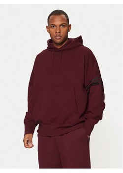 adidas Bluza Neuclassics JC9936 Bordowy Oversize ze sklepu MODIVO w kategorii Bluzy męskie - zdjęcie 182723019