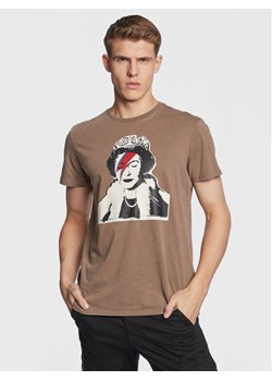 Guess T-Shirt Queen M3RI1U KBDL0 Brązowy Regular Fit ze sklepu MODIVO w kategorii T-shirty męskie - zdjęcie 182723856